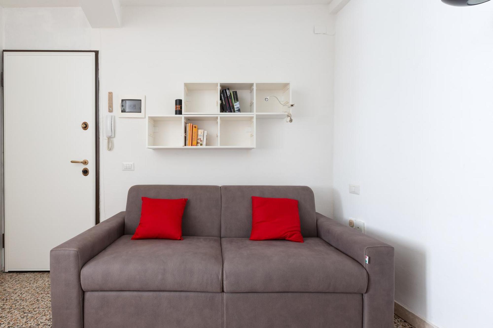 Guesthost - Sant'ambrogio Modern Apartment Mailand